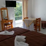 Pagona לאוטרה אדיפסאו