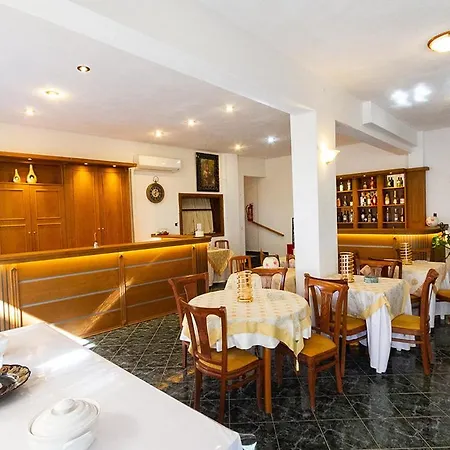 Aparthotel Pagona