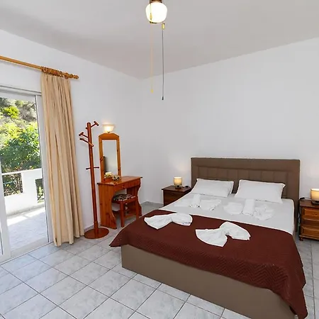 Apart-hotel Pagona 2*